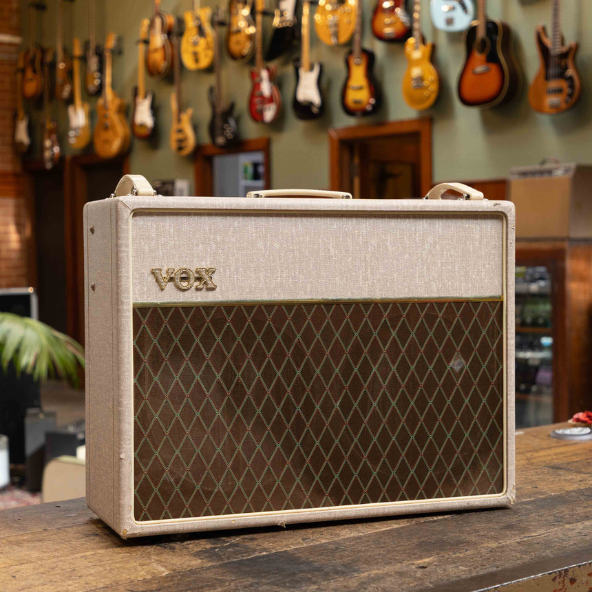 Vox AC30HW2X Hand-Wired 2-Channel 30-Watt 2x12" Blue Alnico Guitar Combo