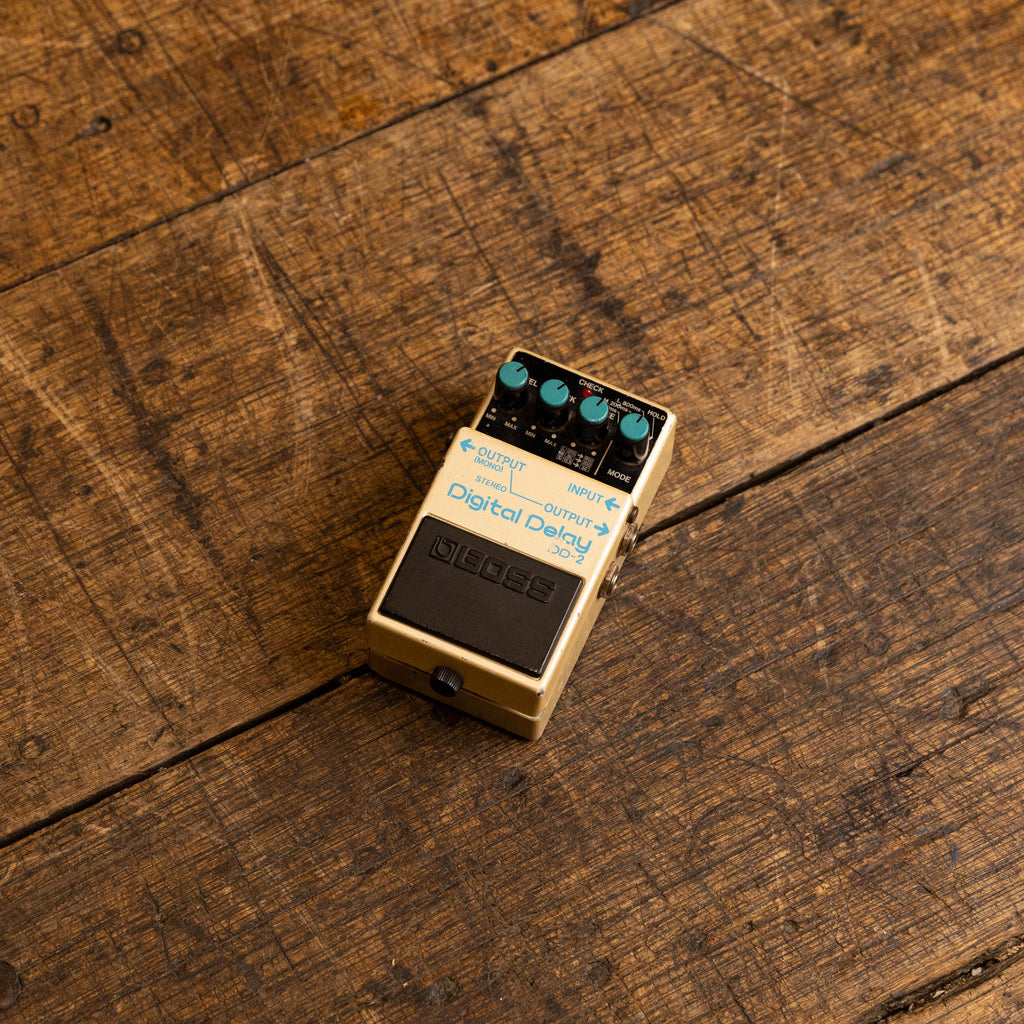 Boss DD-2 Digital Delay (Blue Label) 1985 – Clingan Guitars