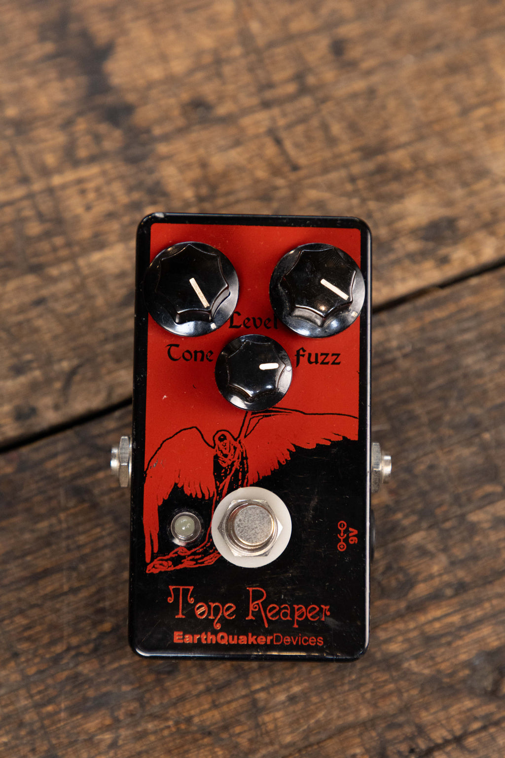 EarthQuaker Devices Tone Reaper Fuzz – Clingan Guitars
