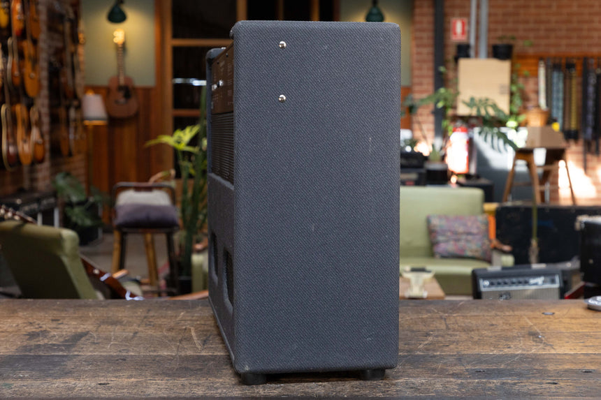 Fender Bassbreaker 18/30 2-Channel 30-Watt 2x12" Guitar Combo