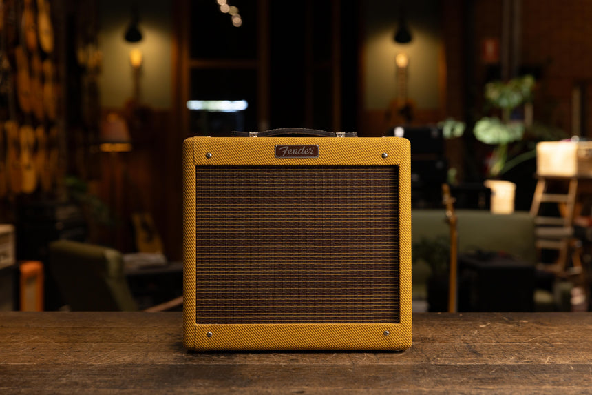 Fender Pro Junior IV 15-Watt 1x10" Guitar Combo 2018 - Present - Lacquered Tweed