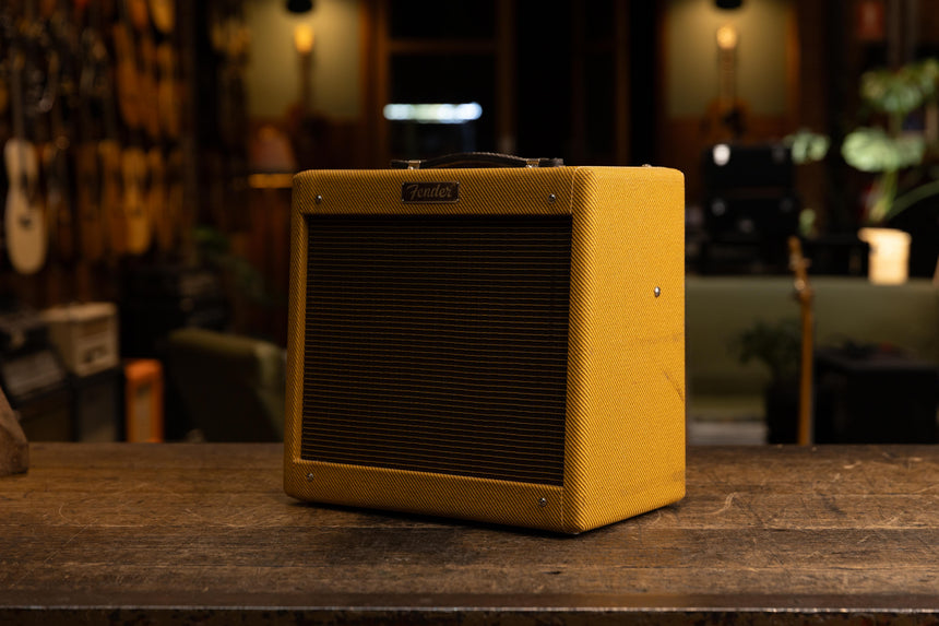 Fender Pro Junior IV 15-Watt 1x10" Guitar Combo 2018 - Present - Lacquered Tweed