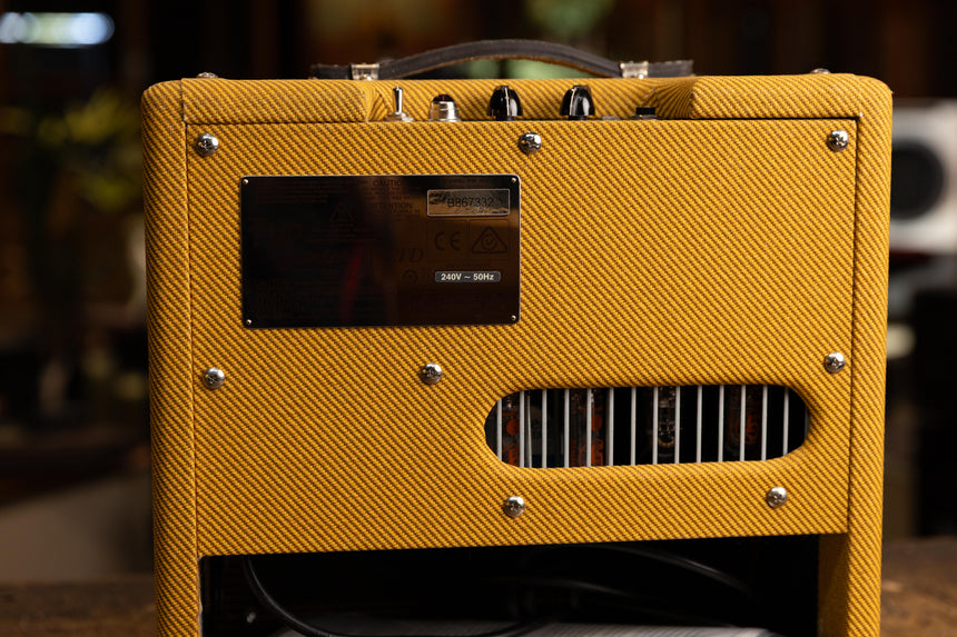 Fender Pro Junior IV 15-Watt 1x10" Guitar Combo 2018 - Present - Lacquered Tweed