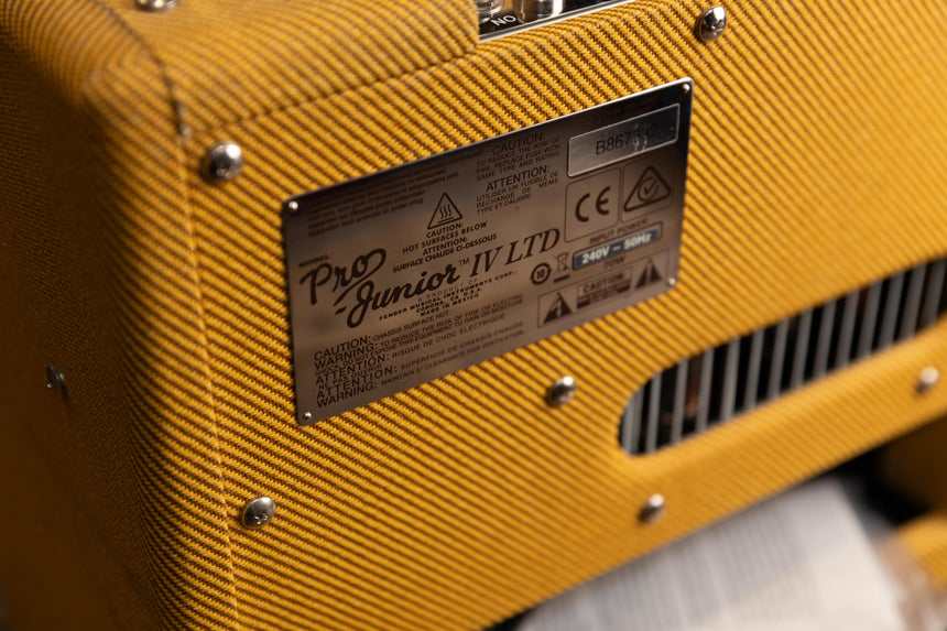 Fender Pro Junior IV 15-Watt 1x10" Guitar Combo 2018 - Present - Lacquered Tweed