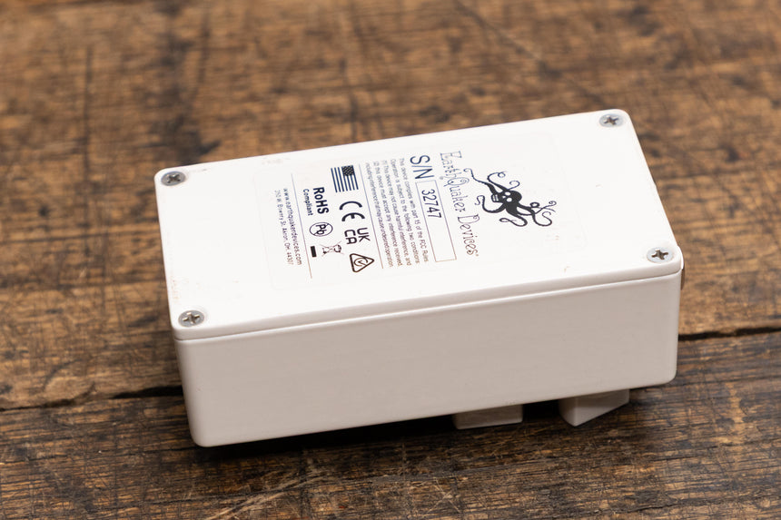 EarthQuaker Devices Dispatch Master Digital Delay & Reverb