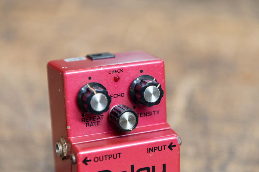 Boss DM-2 Delay (Black Label) 1981 - 1984 - Pink