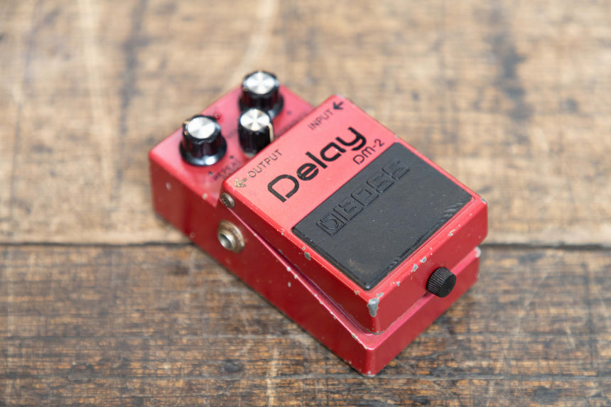 john frusciante delay pedal Boss DM-2 Delay (Black Label) 1981 - 1984