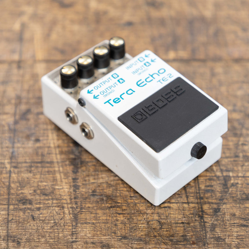 Boss TE-2 Tera Echo