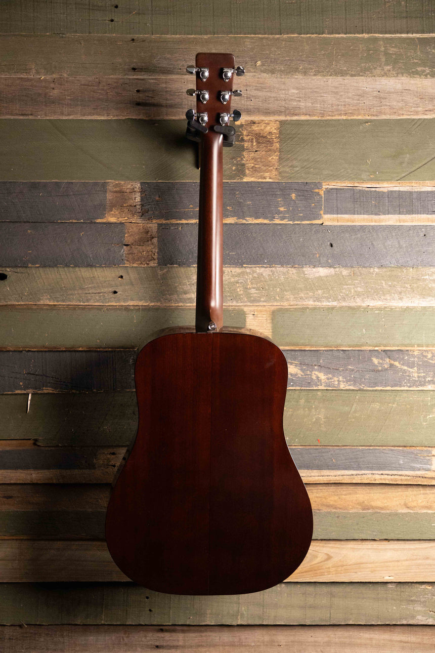 1972 Martin D-18