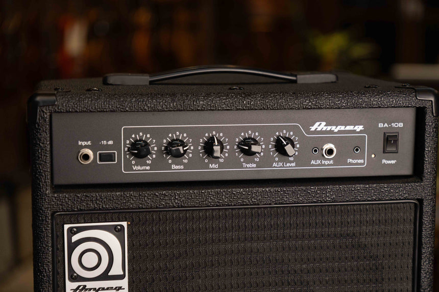 Ampeg BA-108v2 20-Watt 1x8" Bass Combo