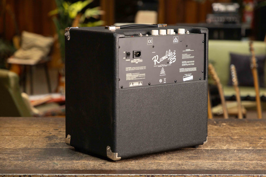 Fender Rumble 25 V3 25-Watt 1x8" Bass Combo Amp
