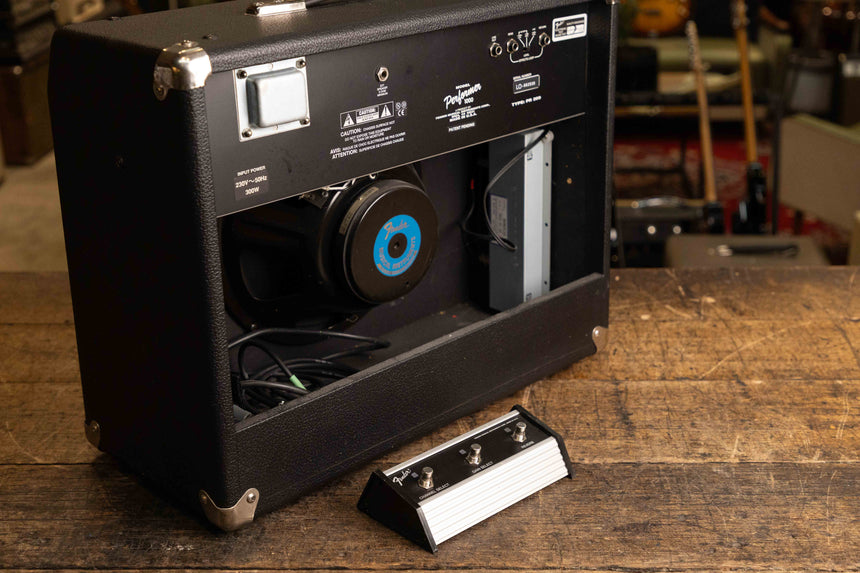 Fender Performer 1000 Guitar Combo Amp