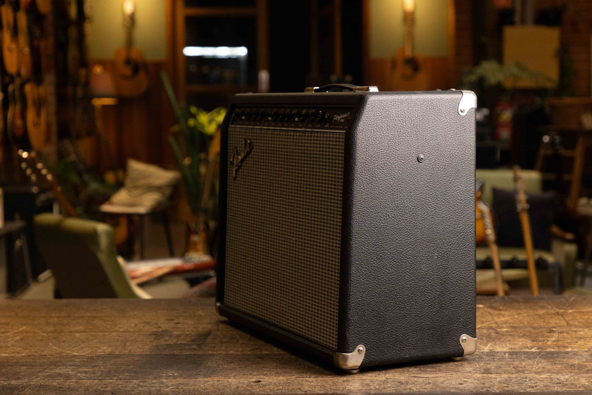 Fender Performer 1000 Guitar Combo Amp