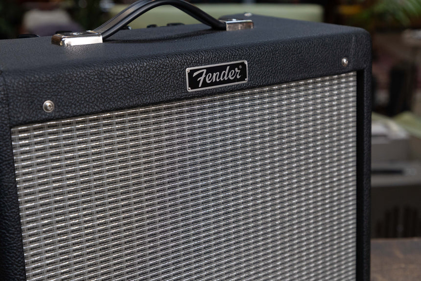 Fender Blues Junior 15-Watt 1x12" Guitar Combo 2002 - 2010 - Black