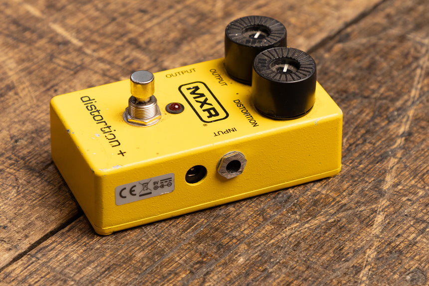 MXR M104 Distortion + 1995 - Present - Yellow