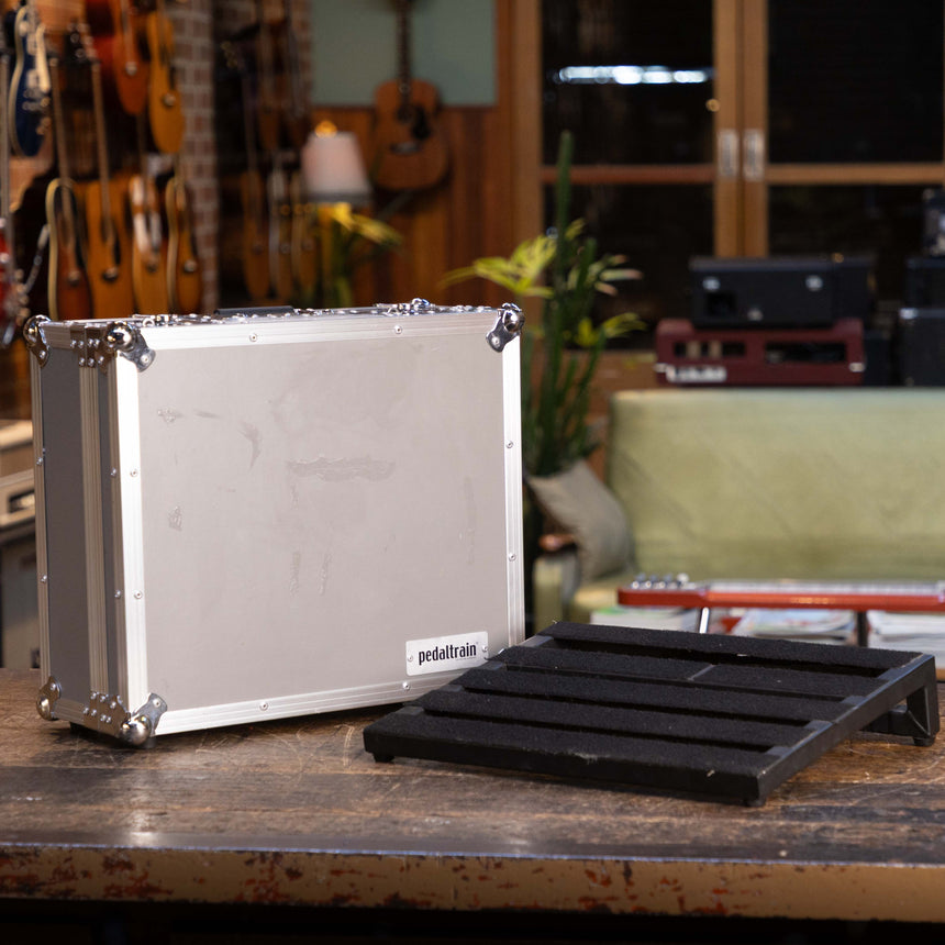 Pedaltrain Novo 18 with Tour Case 2010s - Black