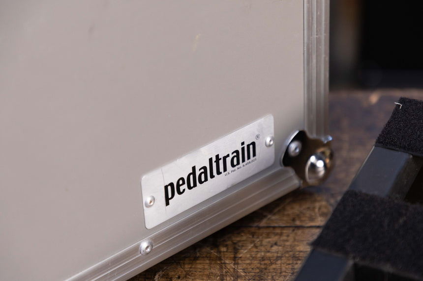 Pedaltrain Novo 18 with Tour Case 2010s - Black