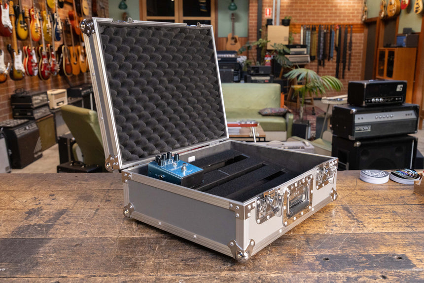 Pedaltrain Novo 18 with Tour Case 2010s - Black