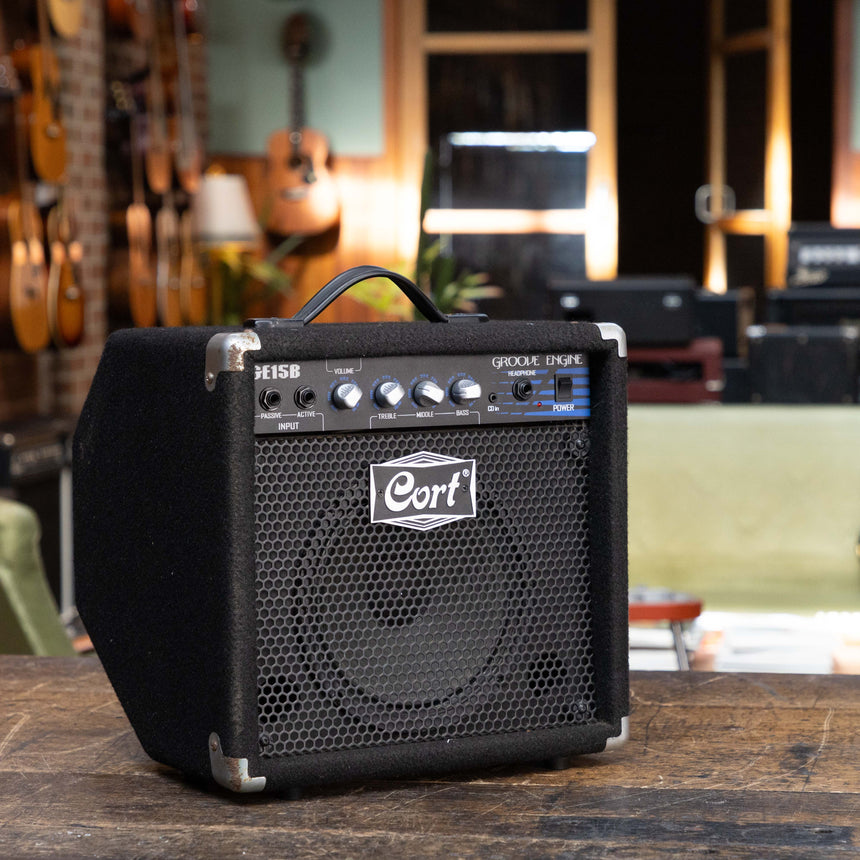 Cort GE15B Groove Engine Bass Practice Combo