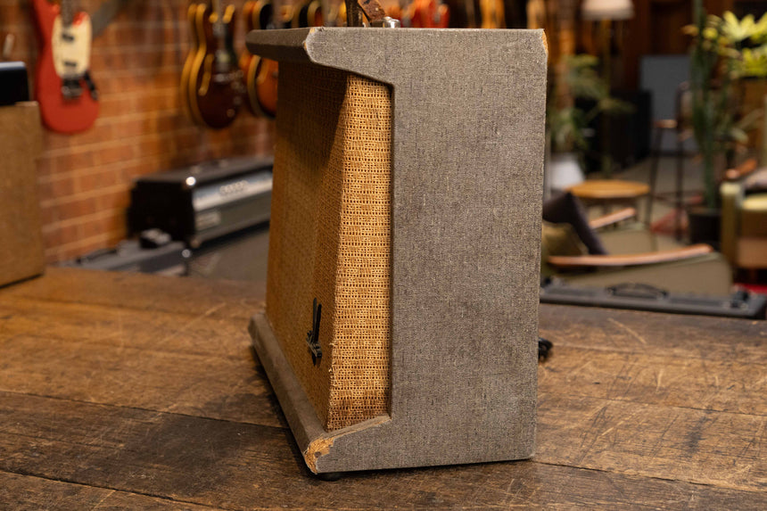 Silvertone 1432 10 Watt 1x12 Guitar Amp