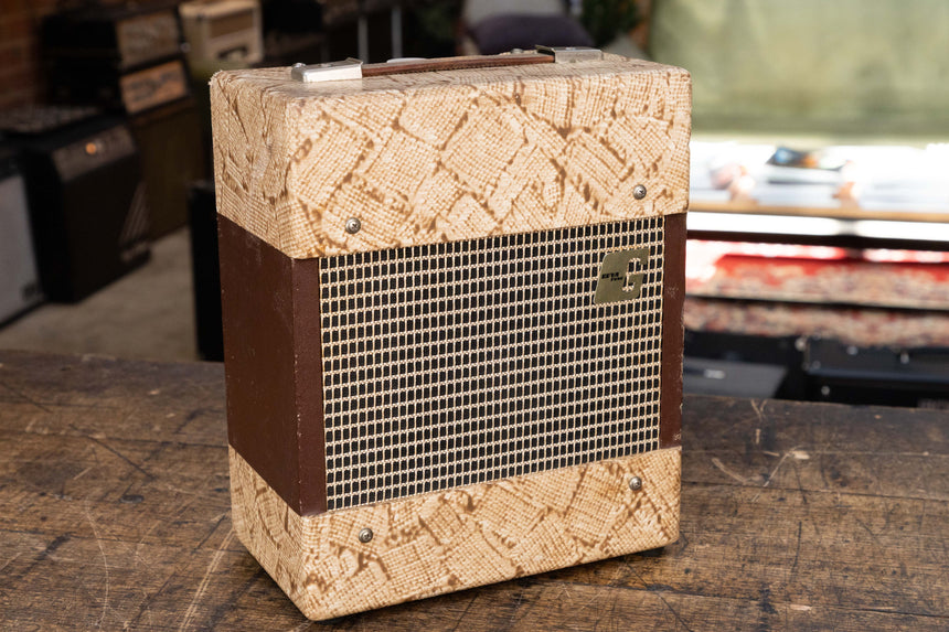 1960 Guyatone A-1 Guitar Amplifier