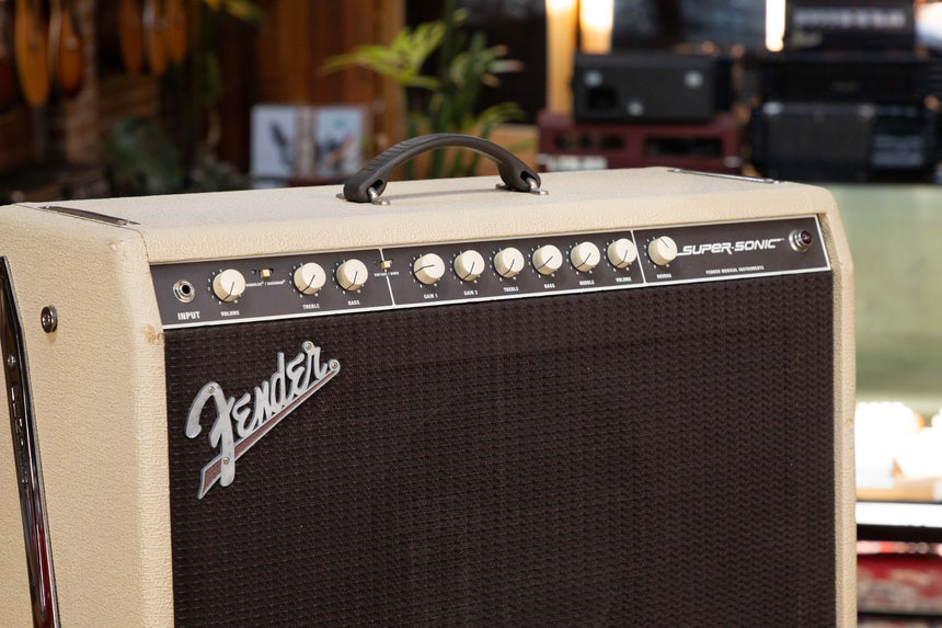 Fender Super-Sonic 112 2-Channel 60-Watt 1x12" Guitar Combo 2006 - 2011