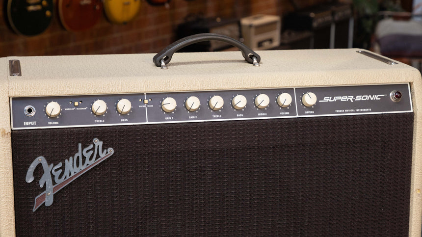 Fender Super-Sonic 112 2-Channel 60-Watt 1x12" Guitar Combo 2006 - 2011