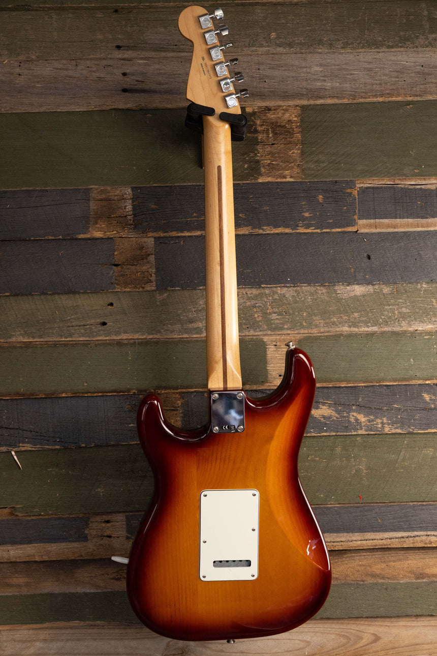 Fender Standard Stratocaster Plus Top with Rosewood Fretboard 2017 - Cherry Burst