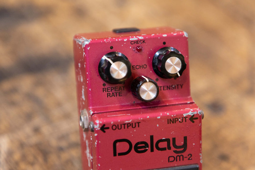 Boss DM-2 Delay (Black Label) 1981 - 1984 - Pink