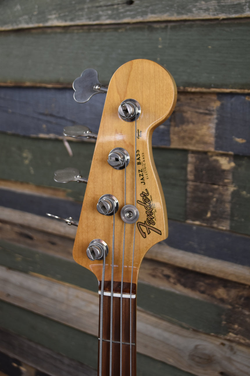Fender Vintera '60s Jazz Bass with Pau Ferro Fretboard