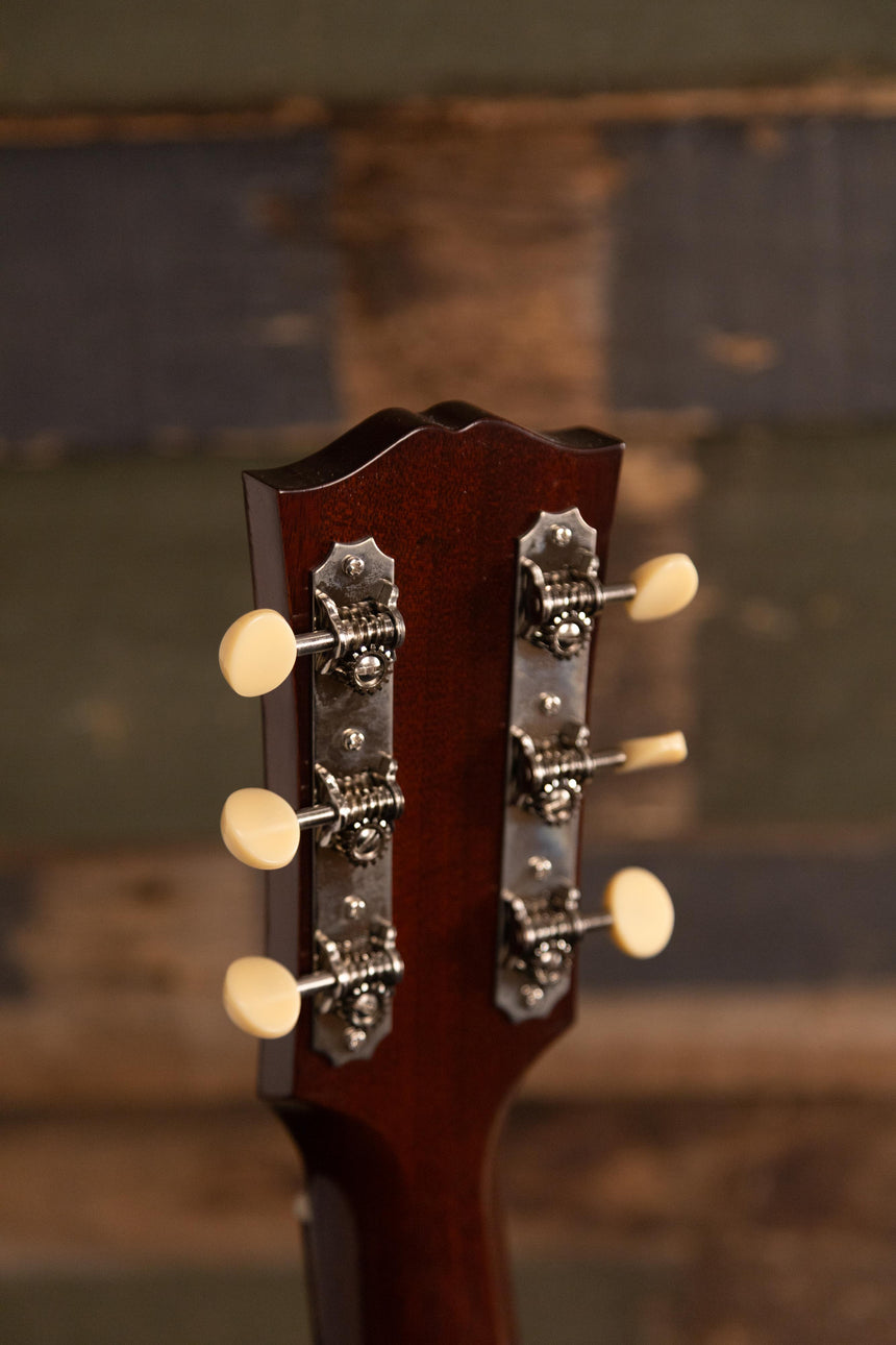 Gibson Custom Shop Historic 1942 Banner J-45