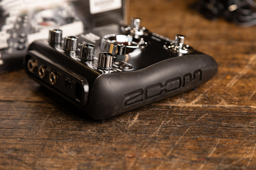 Zoom G2 - with Box