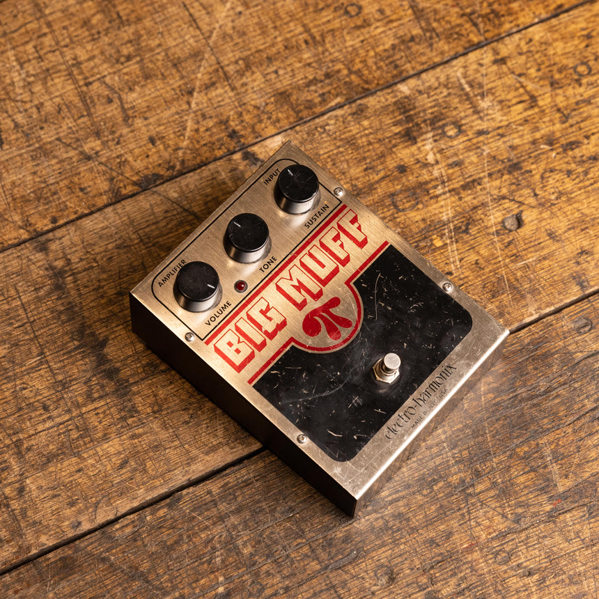 Electro-Harmonix Big Muff Pi 2000 - Present - Silver / Black / Red