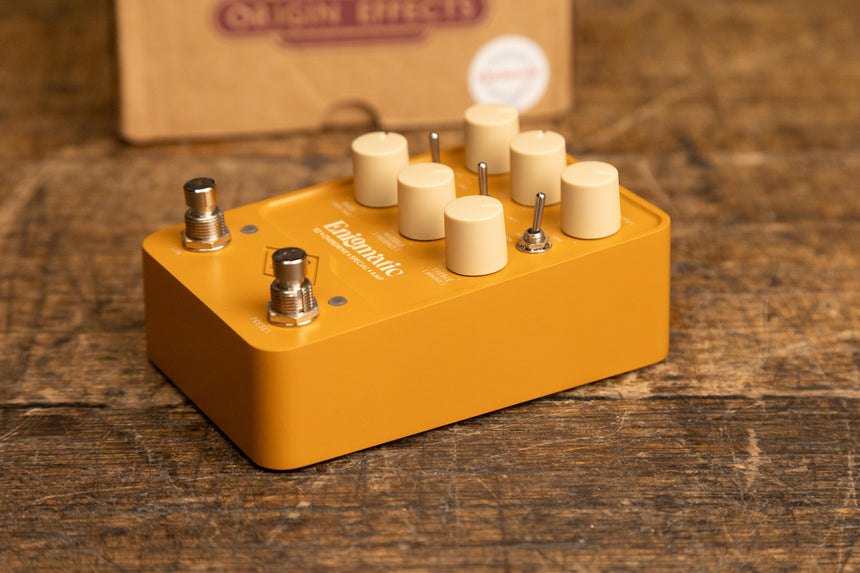 Universal Audio Enigmatic '82 Overdrive Special Amp