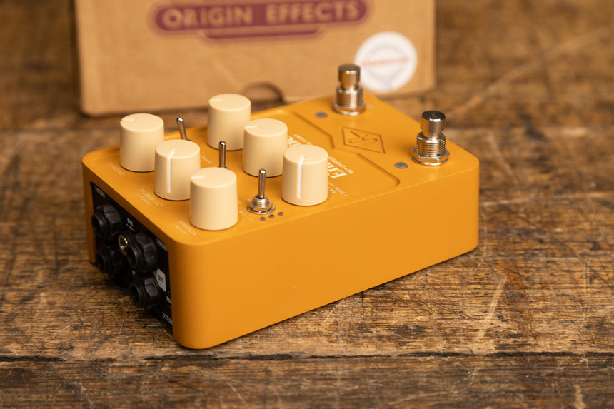 Universal Audio Enigmatic '82 Overdrive Special Amp