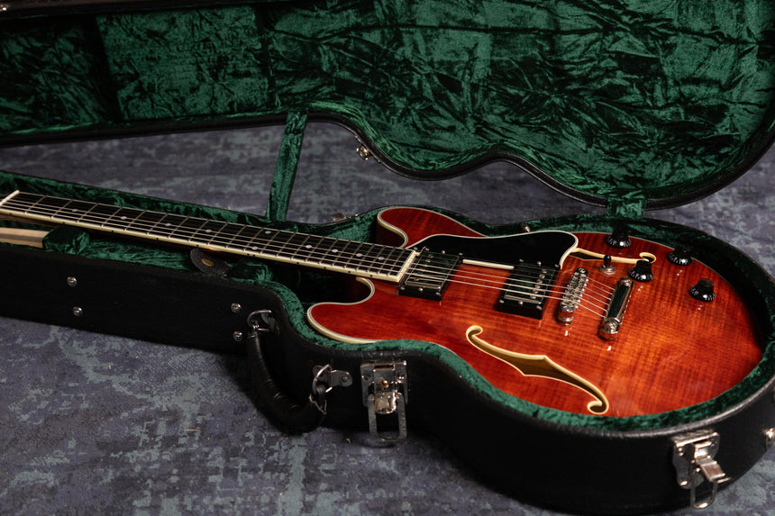 Eastman T484 Classic