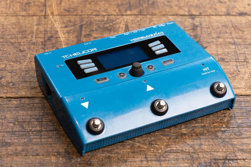 TC Helicon VOICELIVE PLAY 3-Button Vocal Effects Stompbox with Looping