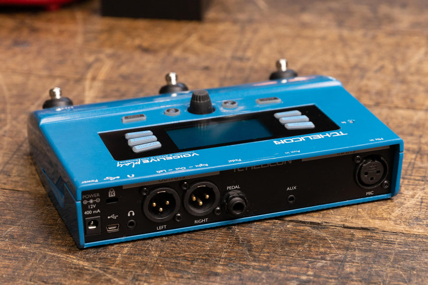 TC Helicon VOICELIVE PLAY 3-Button Vocal Effects Stompbox with Looping