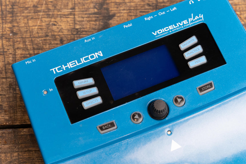 TC Helicon VOICELIVE PLAY 3-Button Vocal Effects Stompbox with Looping