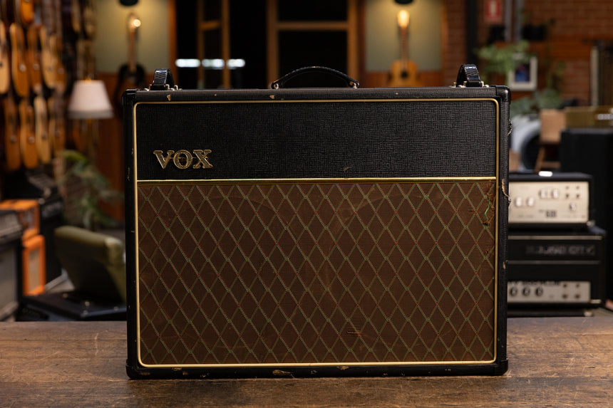 Vox AC30CC2 Custom Classic 2-Channel 30-Watt 2x12" Guitar Combo