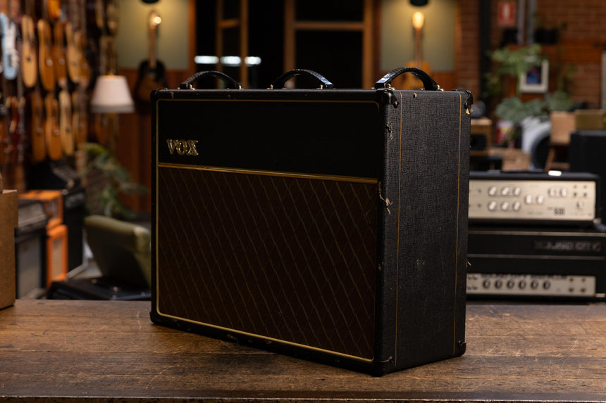 Vox AC30CC2 Custom Classic 2-Channel 30-Watt 2x12" Guitar Combo