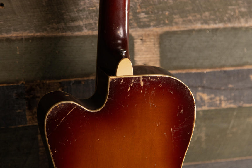 Silvertone Thin Twin 1382L Jimmy Reed 1956 - Sunburst