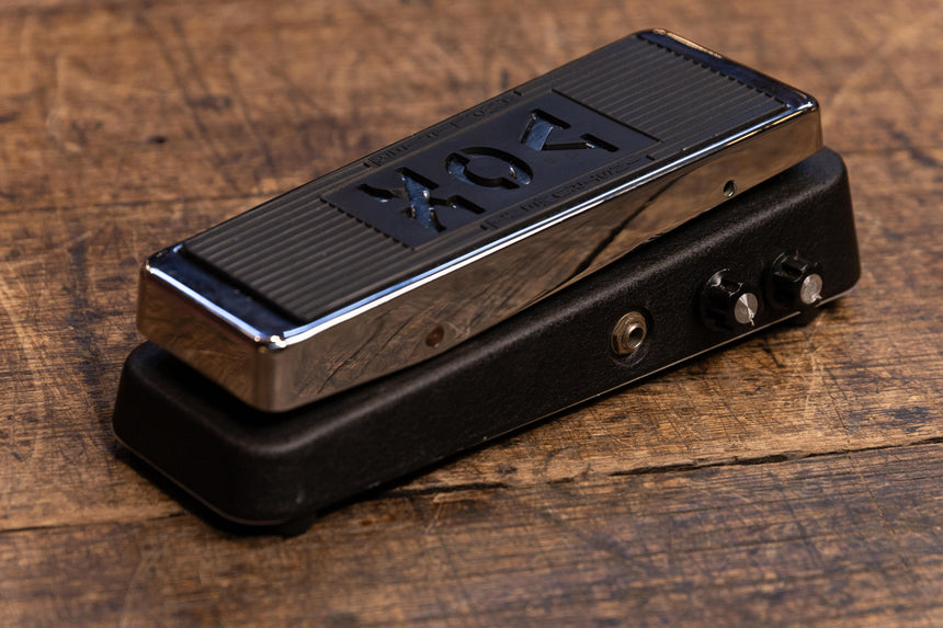 Vox V847 Wah 1994 - 2006 - Modded w/ Gain and “Q” controls