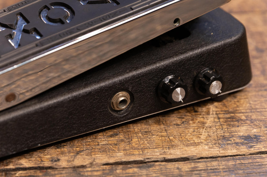 Vox V847 Wah 1994 - 2006 - Modded w/ Gain and “Q” controls