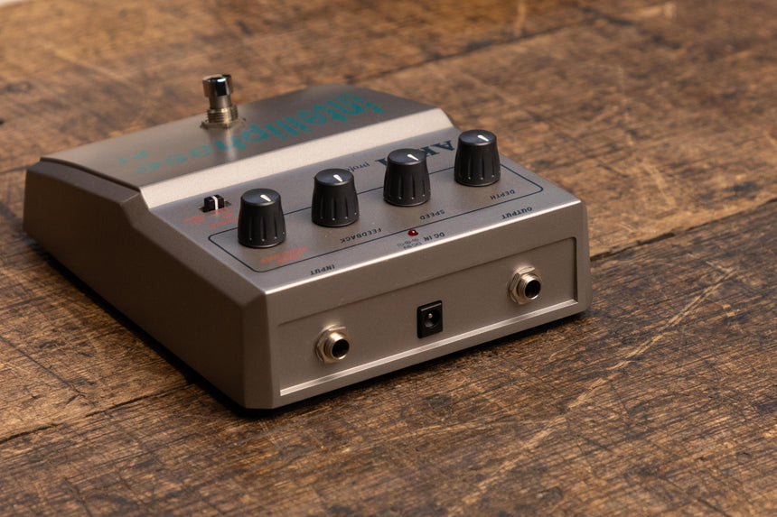 Akai Intelliphase 2000s - Metal