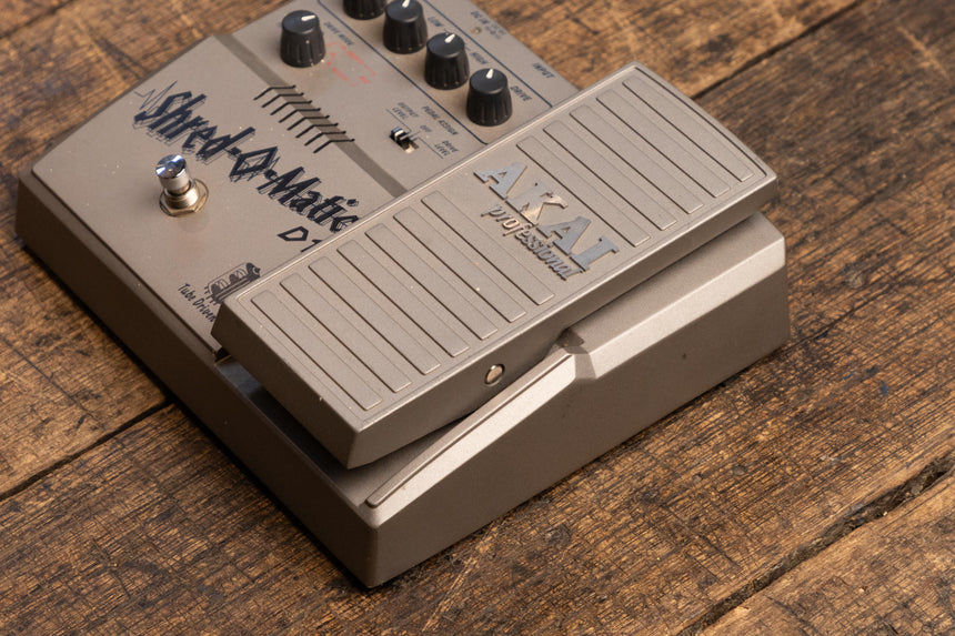 Akai Shred-O-Matic D1 Tube-Driven Overdrive / Distortion 2000s - Silver