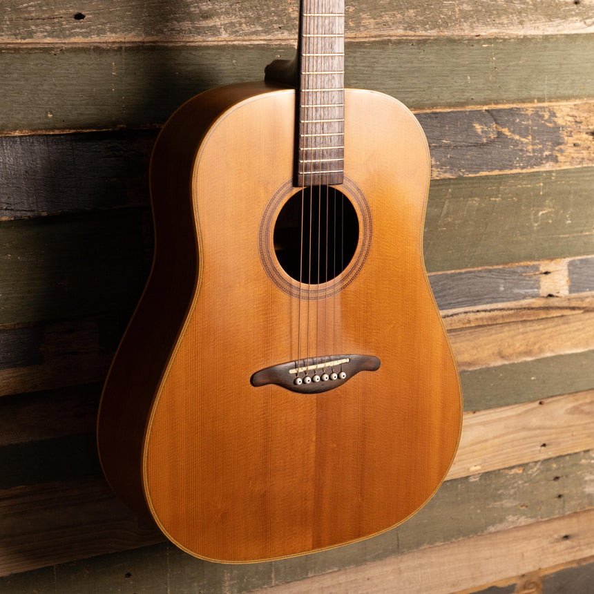 Ibanez R200 Acoustic Guitar