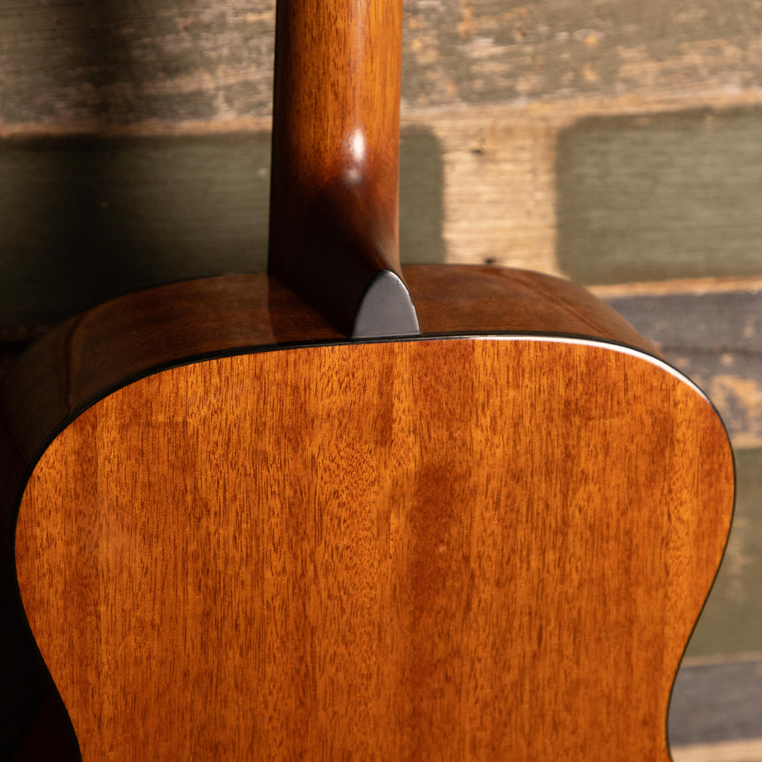 Yamaha FS800 Solid Spruce Top OM Acoustic Guitar - Natural
