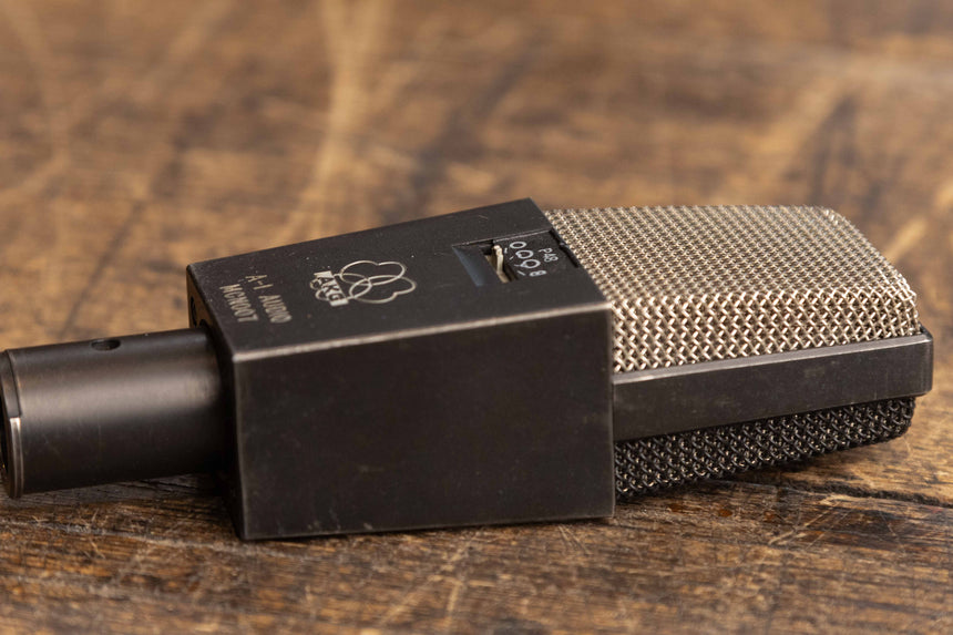 AKG C414 Large-Diaphragm Condenser Microphone