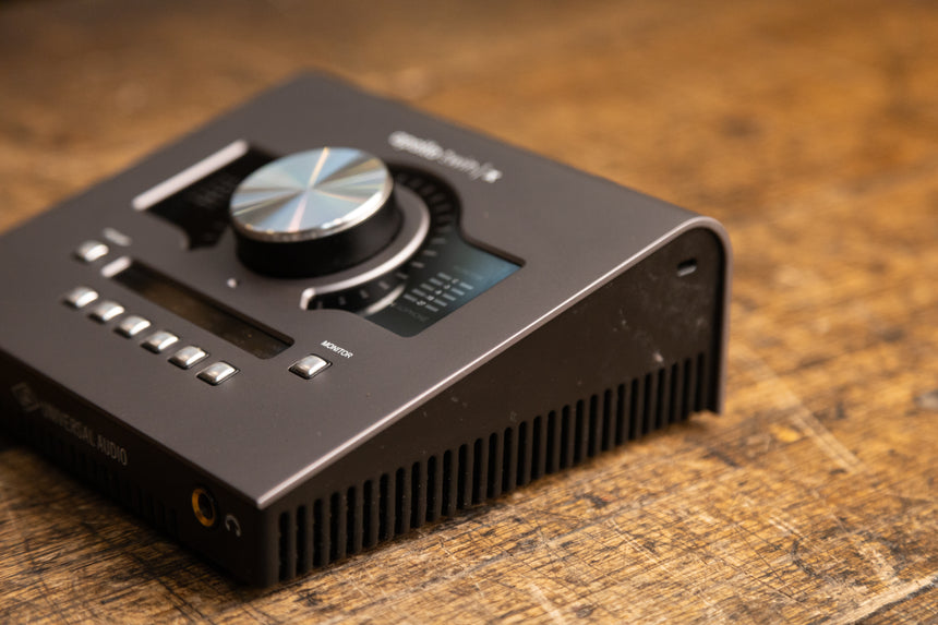 Universal Audio Apollo Twin X QUAD Thunderbolt 3 Audio Interface